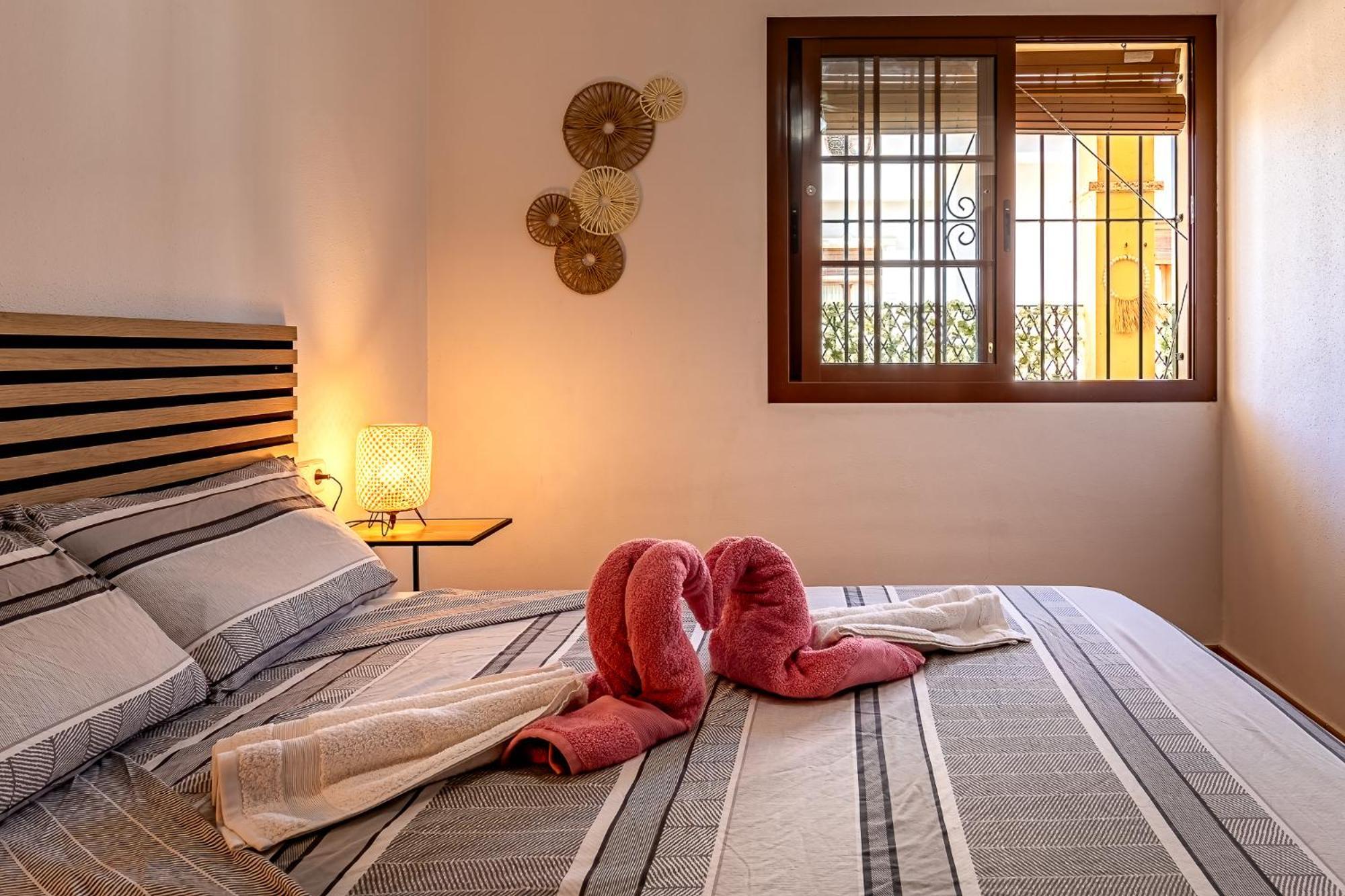 Casa Rexola Con Balcon Para 7 Viajeros Con Piscina Comunitaria Рода Экстерьер фото